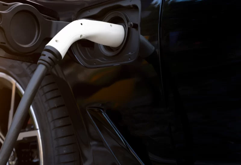Carregamento elétrico auto EV — 76 Garage