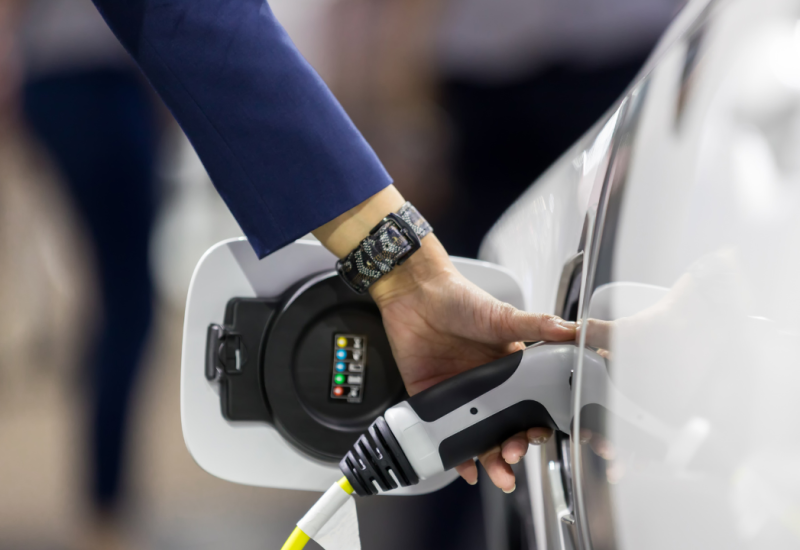Carregamento elétrico auto EV — 76 Garage